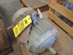 MOTOR, ELECTRIC TYPE, 5 HORSEPOWER, 230/460VAC 3PH 60HZ ELEC RATING, 1150 RPM, 215T FRAME, 16.8 AMPS, CONTINUOUS DUTY, 1.15 SERVICE FACTOR, 1-1/2" DIA SHAFT. FOOT MOUNT, WITH SLOT KEY INSULATION CLASS F,40C MAX AMBIENT TEMPERATURE, PART # 66-04809-834 (W-44) LOADING & HANDLING FEE $15-